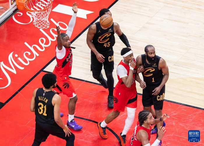NBA季后赛：猛龙胜骑士